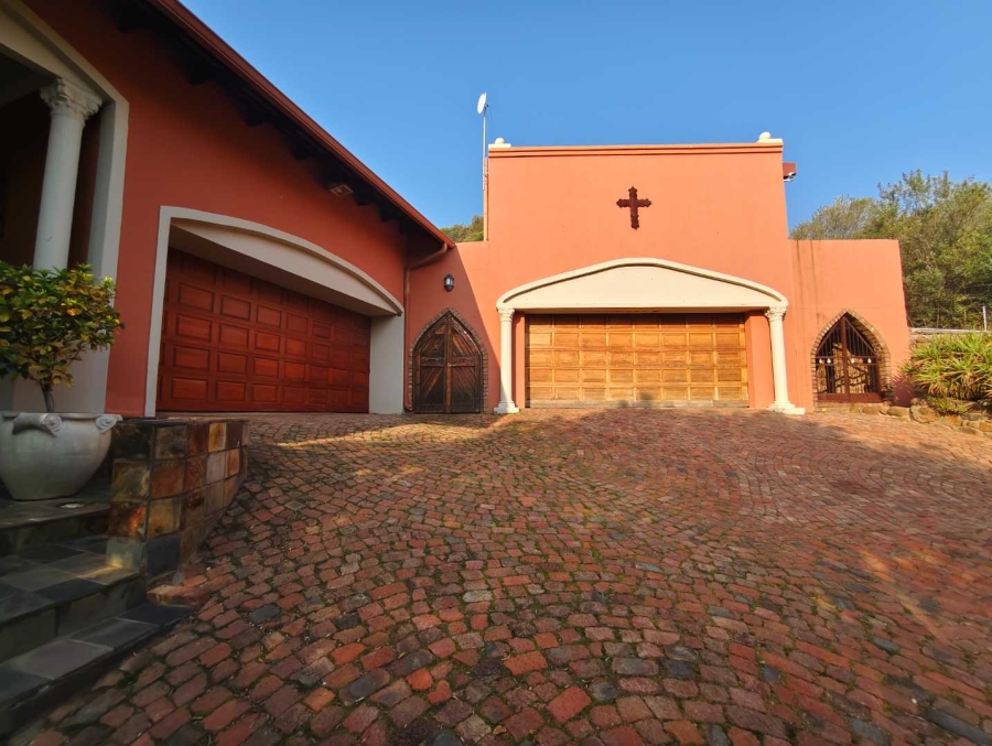 6 Bedroom Property for Sale in Quaggafontein Free State